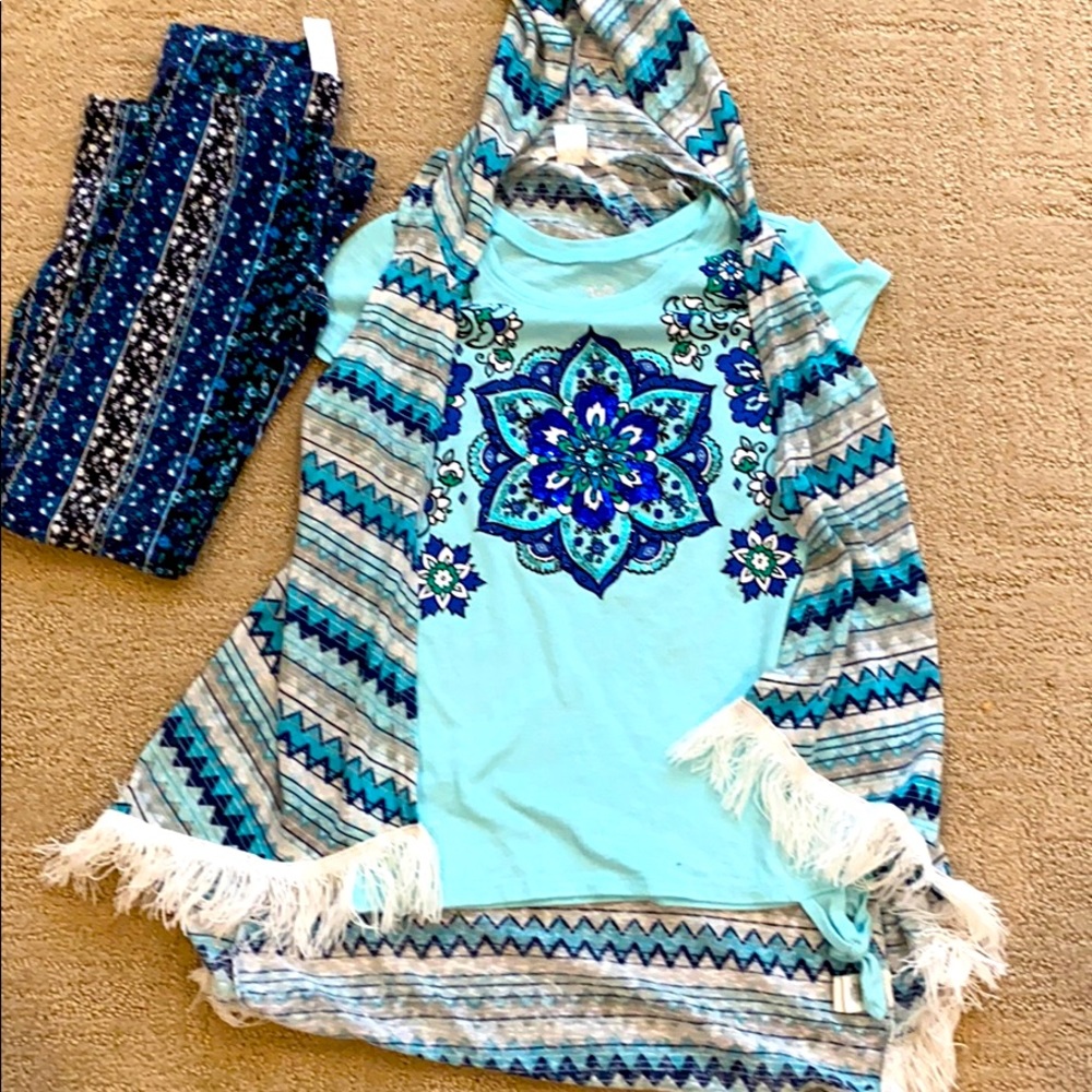Justice outfit for kids.